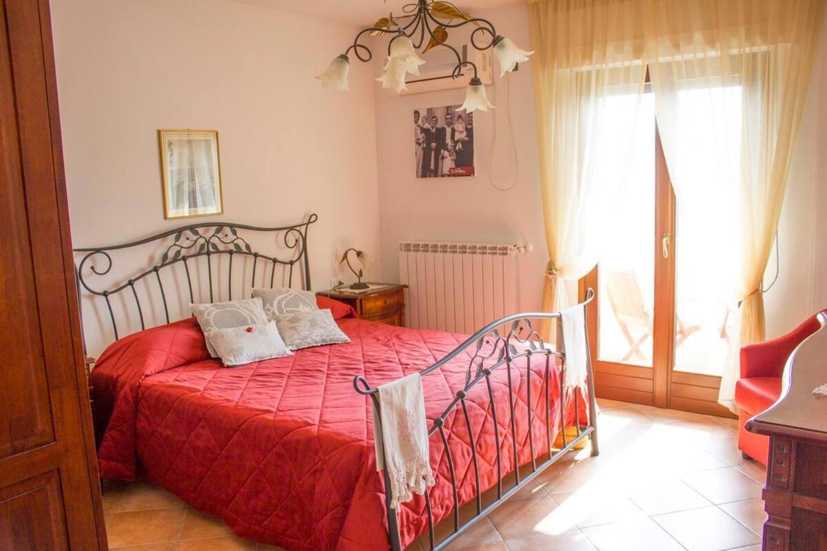 B&B "Za' Vittoria"#Lagodibomba Exterior photo