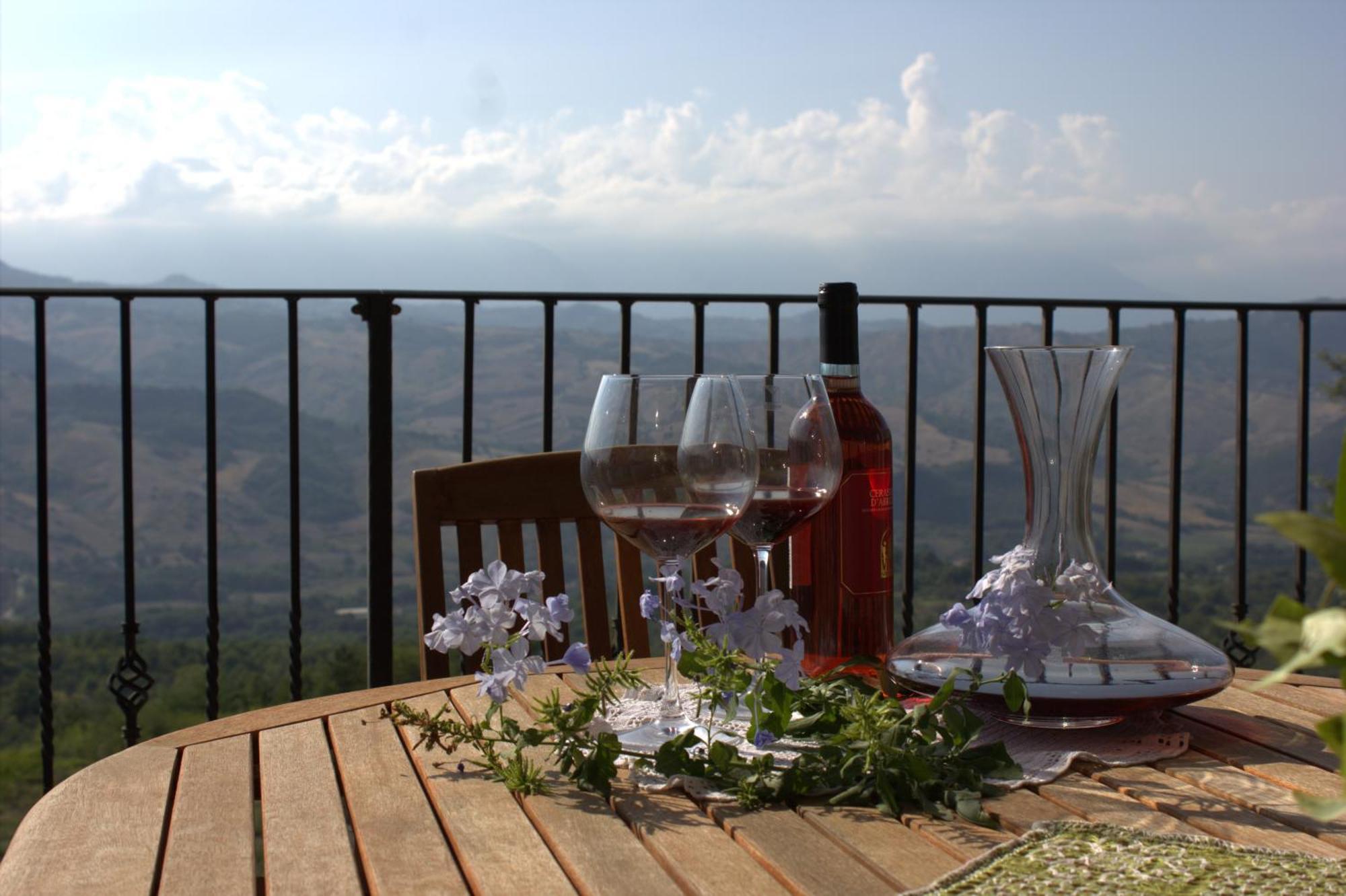 B&B "Za' Vittoria"#Lagodibomba Exterior photo